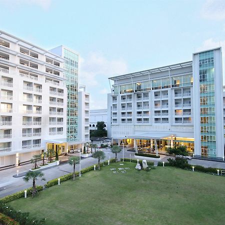 Kameo Grand Hotel & Serviced Apartment, Rayong Buitenkant foto