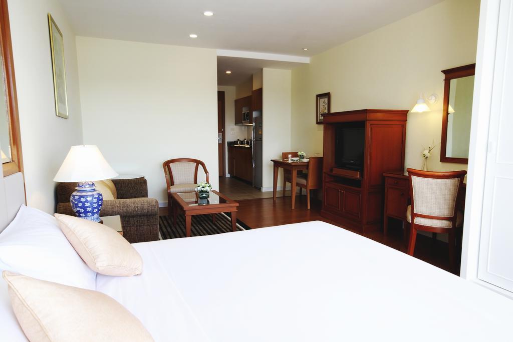 Kameo Grand Hotel & Serviced Apartment, Rayong Buitenkant foto