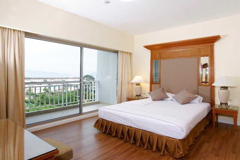 Kameo Grand Hotel & Serviced Apartment, Rayong Buitenkant foto