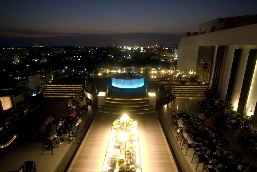 Kameo Grand Hotel & Serviced Apartment, Rayong Buitenkant foto