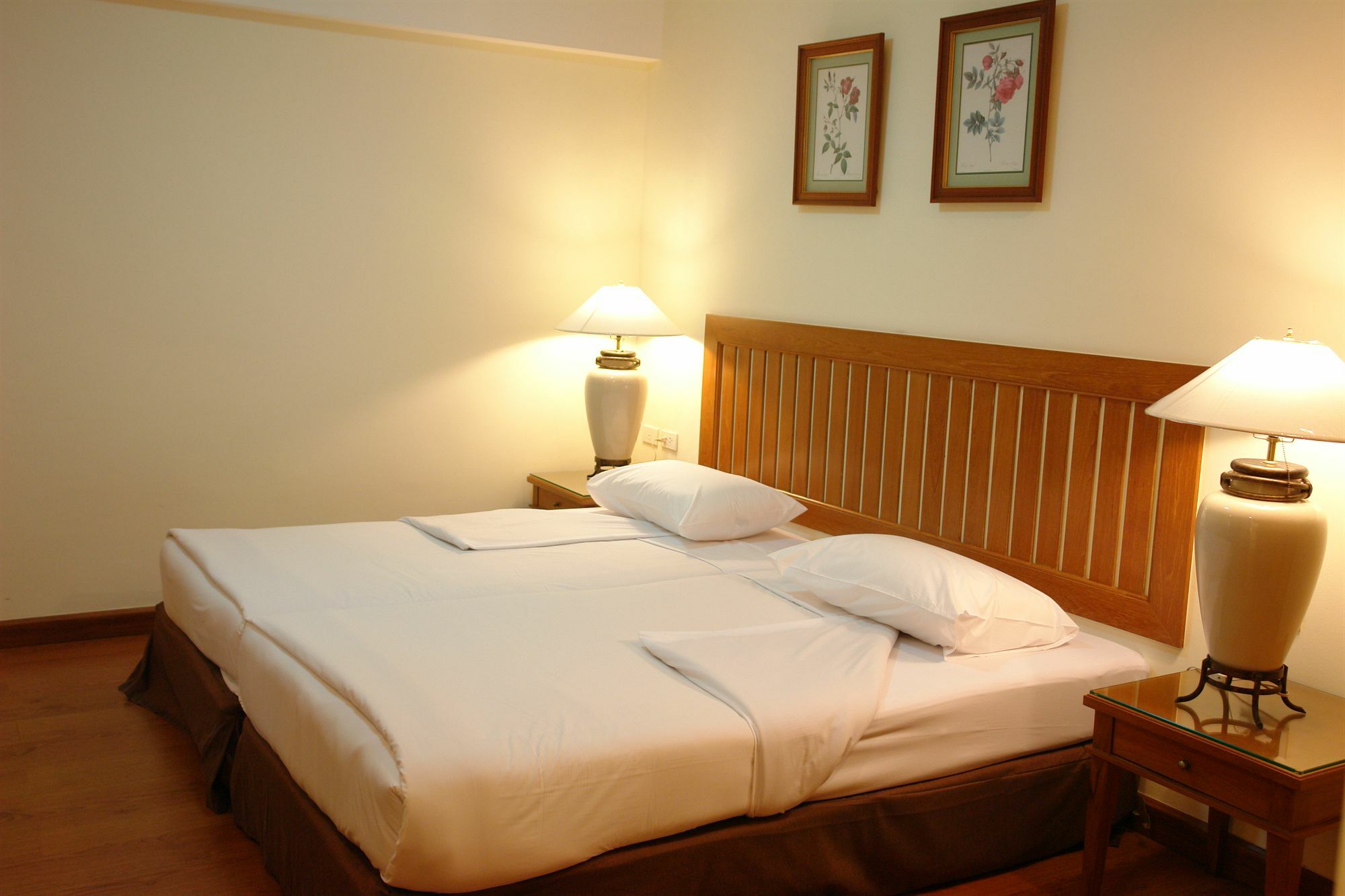Kameo Grand Hotel & Serviced Apartment, Rayong Buitenkant foto